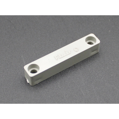 6570-097: STEREO, LATCH, MAG, GRY
